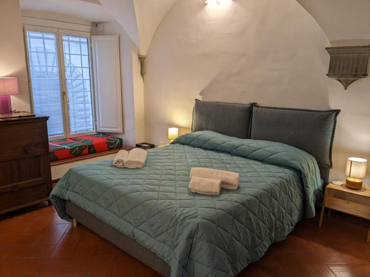 Miriam - Sweet Dreams In Apartamento Florença